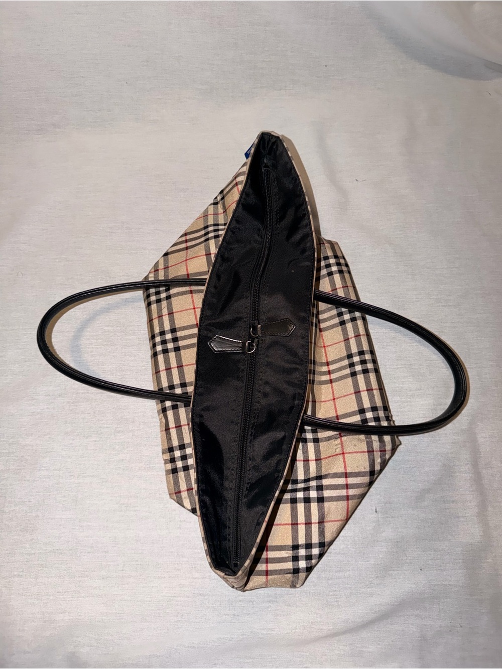 Burberry Blue Label Nova Check Canvas Zipper Tote Bag - Picture 4 of 16